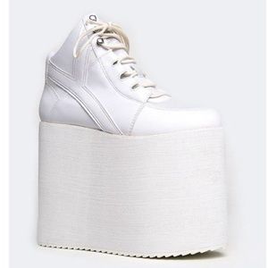 YRU Qozmo Sky Hi platform sneakers